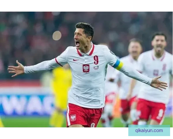 西甲赛季中，塞维利亚足球俱乐部表现稳健，逐渐恢复竞争力。