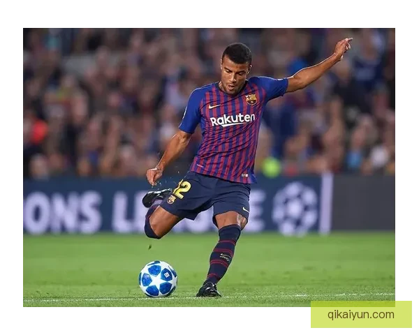 拉菲尼亚在欧冠小组赛中表现稳健，成功零封对手彰显防守实力