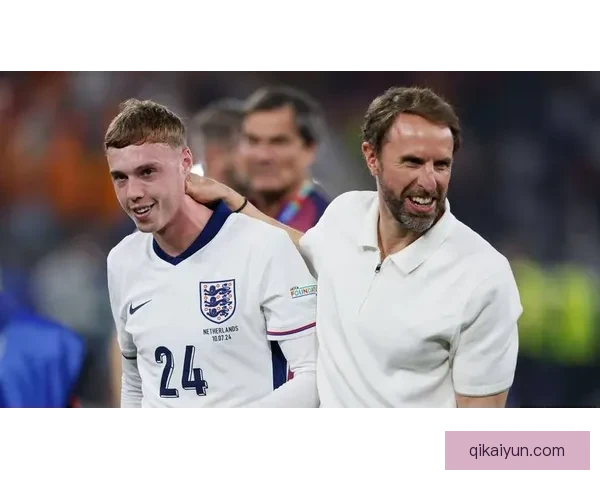 英超科尔表现稳健，状态持续回暖引发关注